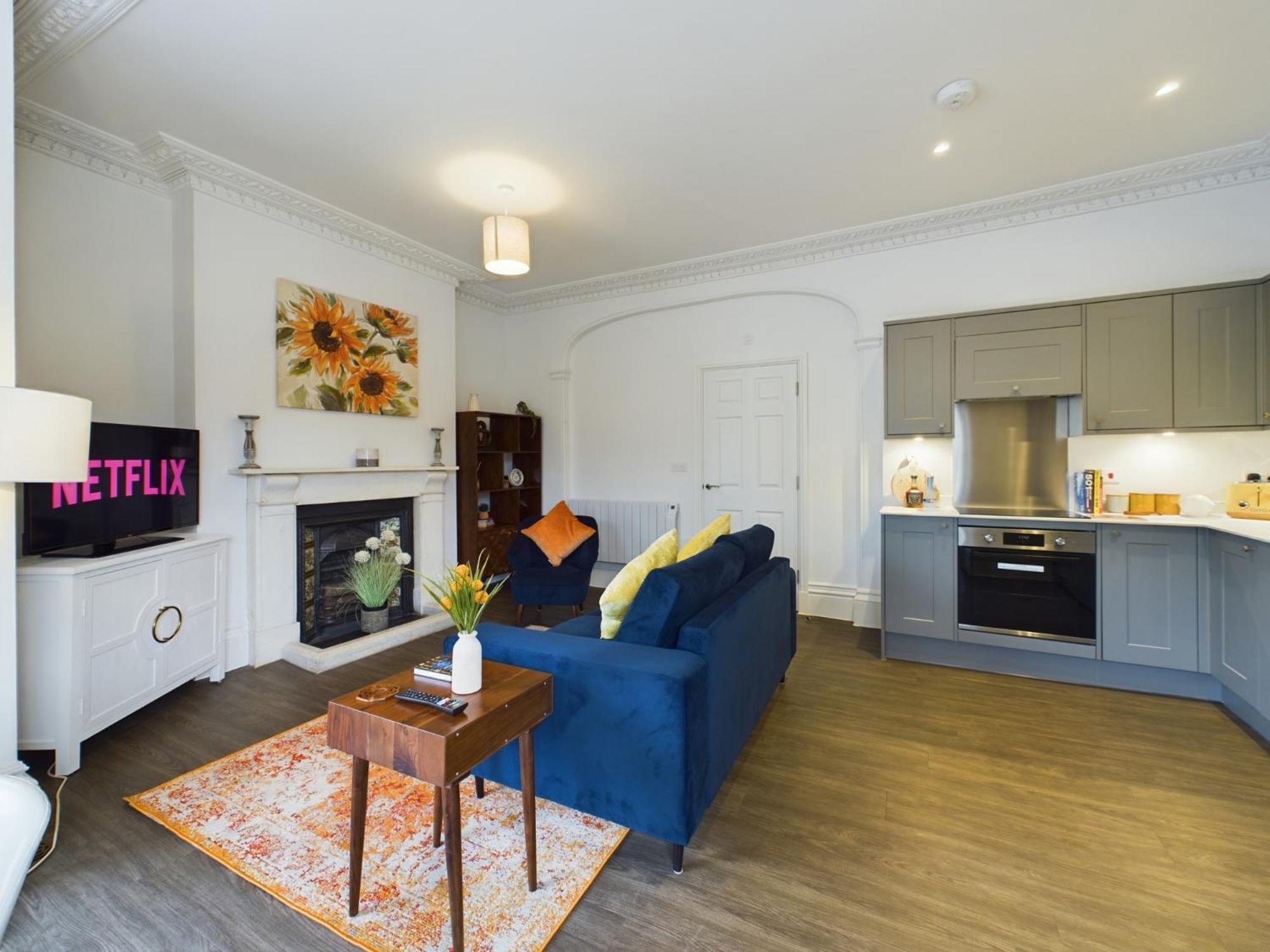Belle Vue Regency King Size W Free Parking Διαμέρισμα Τσέλτενχαμ Εξωτερικό φωτογραφία